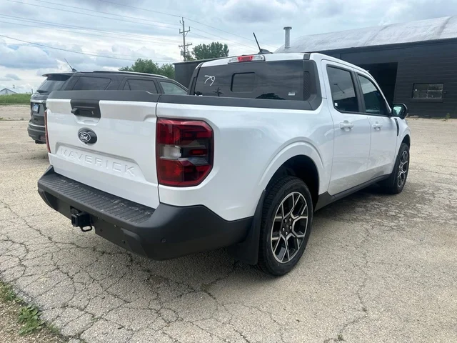 Nuevos FORD MAVERICK à Estados chez autogozo