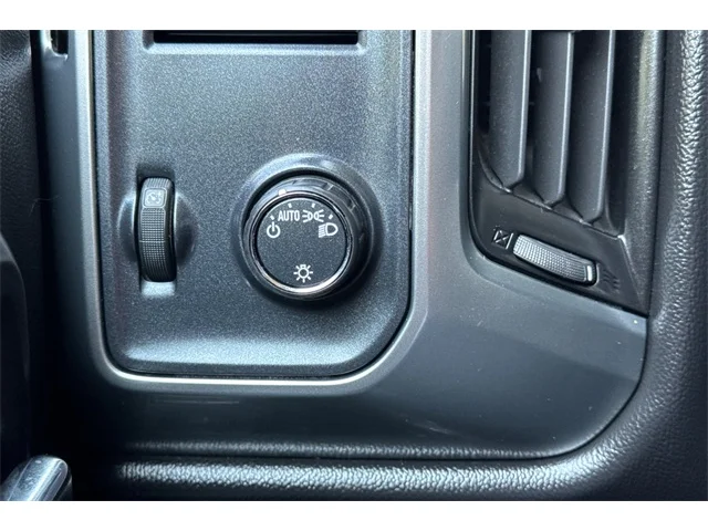 SEMINUEVOS CHEVROLET Silverado 1500 at ELK GROVE in Elk Grove Buick GMC