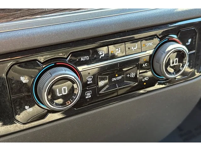 SEMINUEVOS CHEVROLET Silverado 1500 at ELK GROVE in Elk Grove Buick GMC