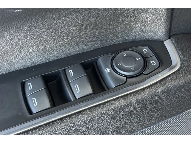 SEMINUEVOS CHEVROLET Silverado 1500 at ELK GROVE in Elk Grove Buick GMC