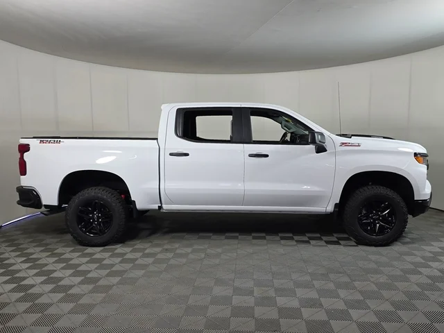 Nueve CHEVROLET SILVERADO 1500 à Brainerd  chez Dondelinger Chevrolet