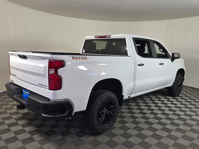 Nueve CHEVROLET SILVERADO 1500 à Brainerd  chez Dondelinger Chevrolet