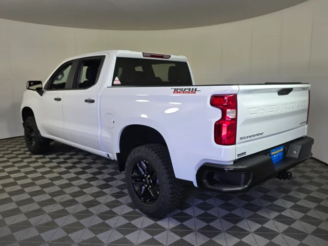 Nueve CHEVROLET SILVERADO 1500 à Brainerd  chez Dondelinger Chevrolet