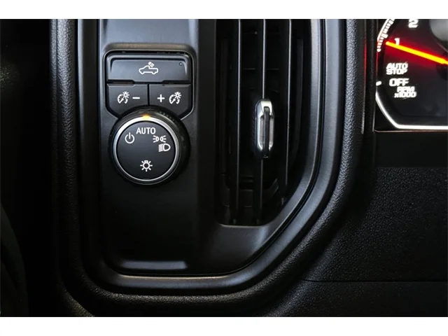 SEMINUEVOS CHEVROLET Silverado 1500 at ELK GROVE in Elk Grove Buick GMC