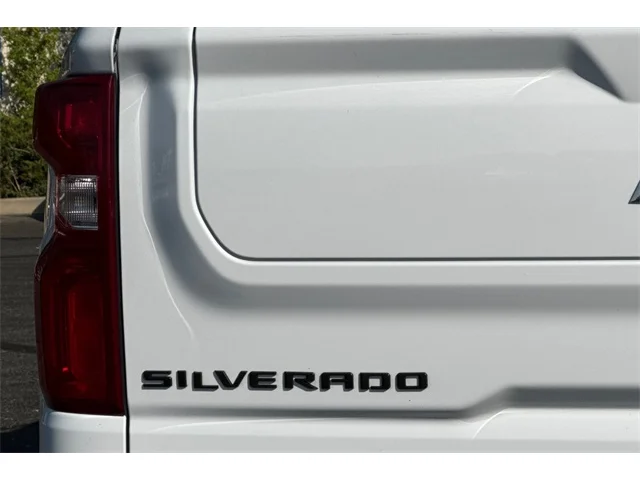 SEMINUEVOS CHEVROLET Silverado 1500 at ELK GROVE in Elk Grove Buick GMC