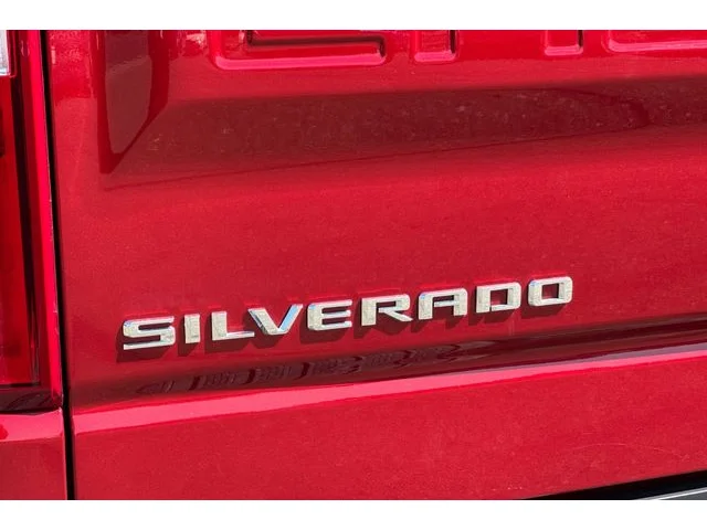 SEMINUEVOS CHEVROLET Silverado 1500 at ELK GROVE in Elk Grove Buick GMC