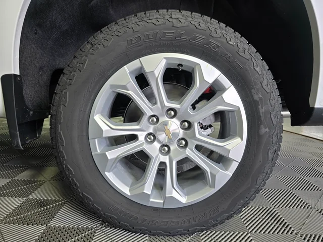 Nueve CHEVROLET SILVERADO 1500 à Brainerd  chez Dondelinger Chevrolet