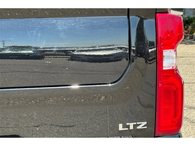 SEMINUEVOS CHEVROLET Silverado 1500 at ELK GROVE in Elk Grove Buick GMC