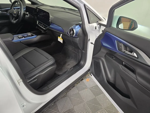 Nuevos CHEVROLET EQUINOX EV à Estados chez autogozo