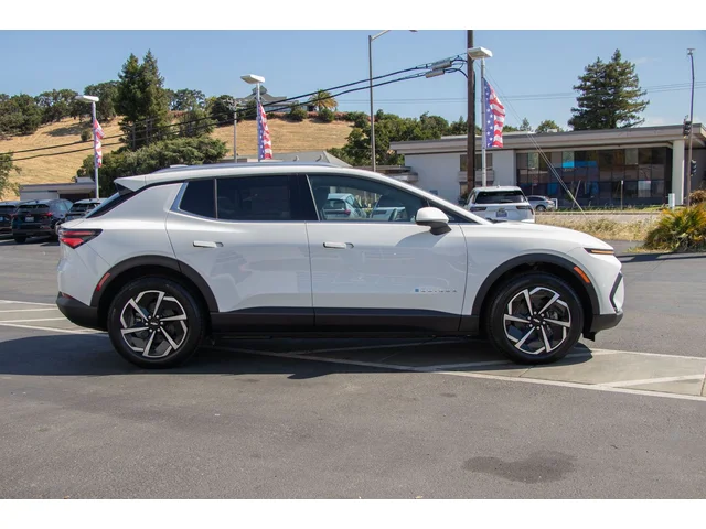 Nuevos CHEVROLET EQUINOX EV à Estados chez autogozo