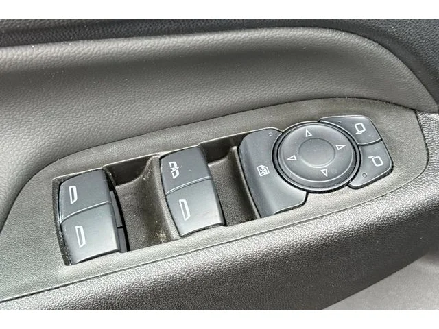 SEMINUEVOS CHEVROLET Equinox at ELK GROVE in Elk Grove Buick GMC