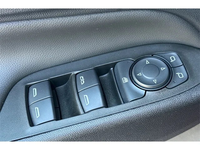 SEMINUEVOS CHEVROLET Equinox at ELK GROVE in Elk Grove Buick GMC