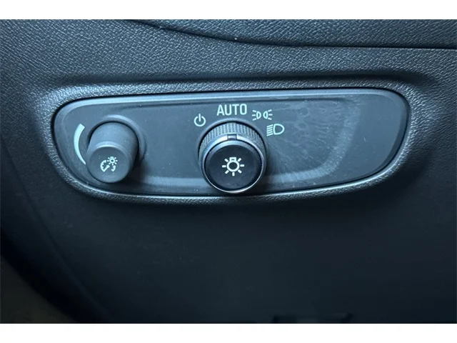 SEMINUEVOS CHEVROLET Equinox at ELK GROVE in Elk Grove Buick GMC