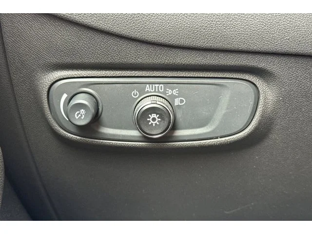 SEMINUEVOS CHEVROLET Equinox at ELK GROVE in Elk Grove Buick GMC