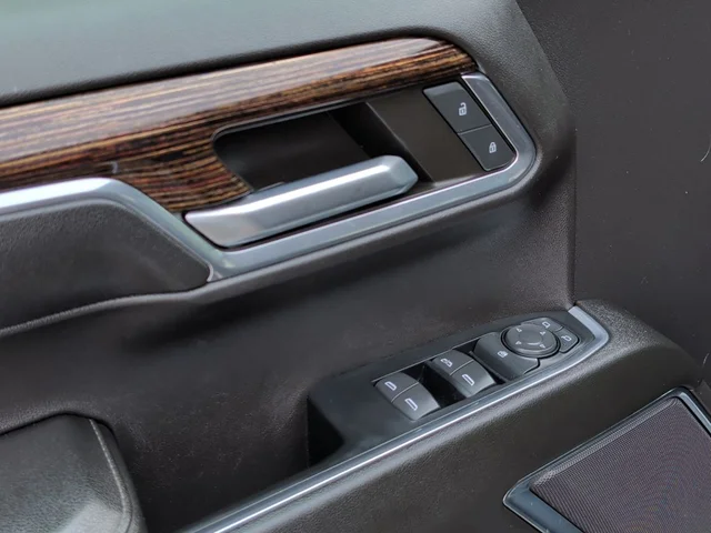 SEMINUEVOS GMC Sierra 1500 a Estados en autogozo