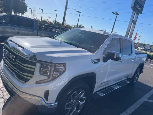 SEMINUEVOS GMC Sierra 1500 a Estados en autogozo