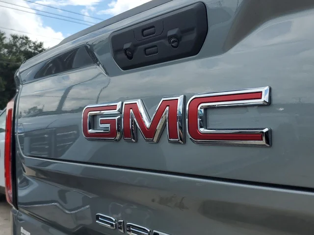 Nuevos GMC SIERRA 1500 à Estados chez autogozo