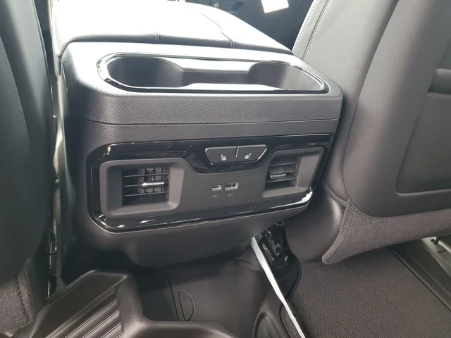 Nuevos GMC SIERRA 1500 à Estados chez autogozo