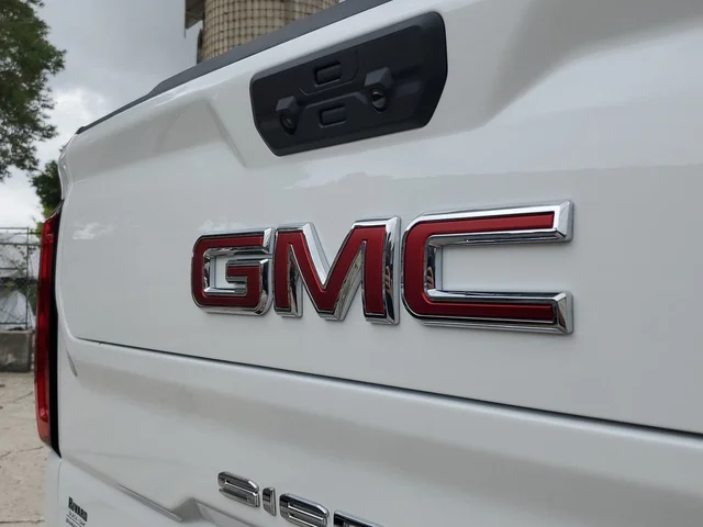 Nuevos GMC SIERRA 1500 à Estados chez autogozo