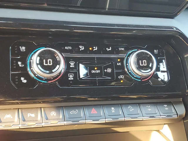 Nuevos GMC SIERRA 1500 à Estados chez autogozo