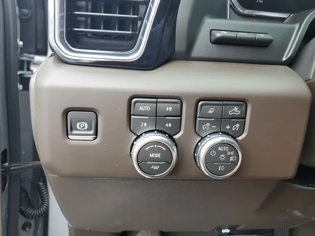 Nuevos GMC SIERRA 1500 à Estados chez autogozo