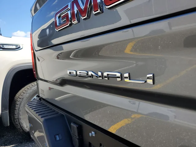 Nuevos GMC SIERRA 1500 à Estados chez autogozo
