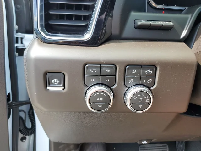 Nuevos GMC SIERRA 1500 à Estados chez autogozo