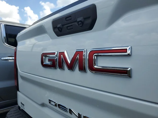 Nuevos GMC SIERRA 1500 à Estados chez autogozo