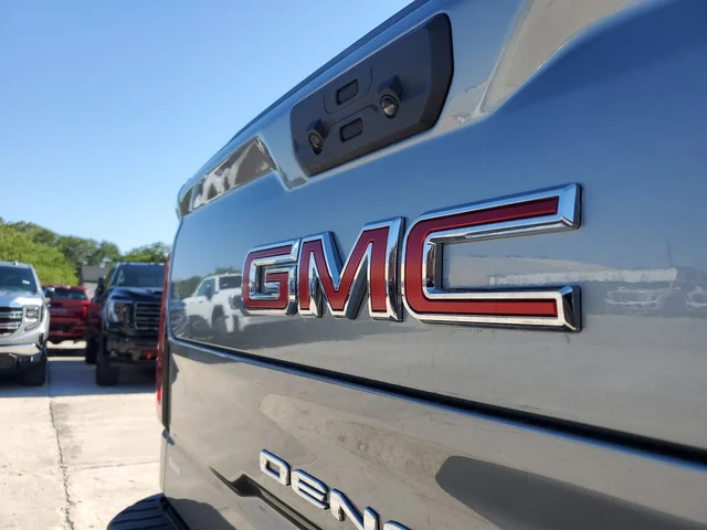 Nuevos GMC SIERRA 1500 à Estados chez autogozo