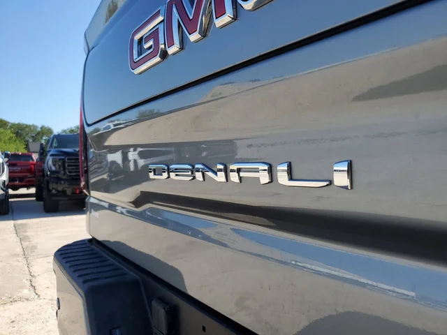 Nuevos GMC SIERRA 1500 à Estados chez autogozo