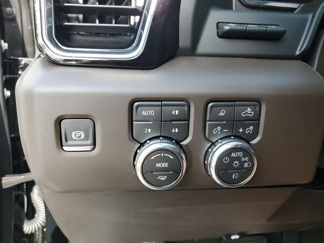 Nuevos GMC SIERRA 1500 à Estados chez autogozo