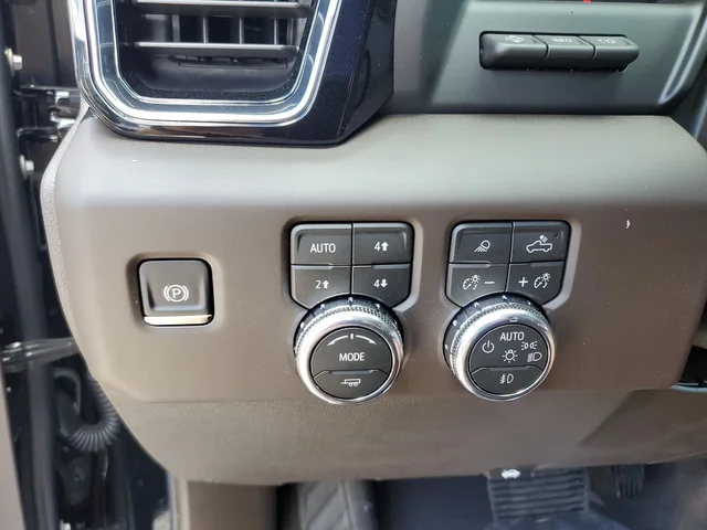 Nuevos GMC SIERRA 1500 à Estados chez autogozo