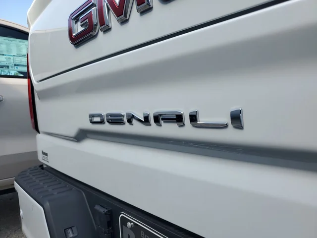 Nuevos GMC SIERRA 1500 à Estados chez autogozo