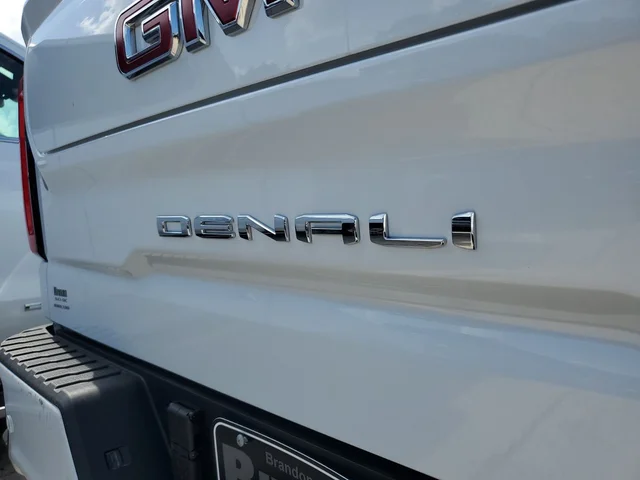 Nuevos GMC SIERRA 1500 à Estados chez autogozo