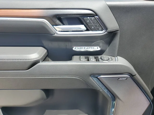 Nuevos GMC SIERRA 1500 à Estados chez autogozo