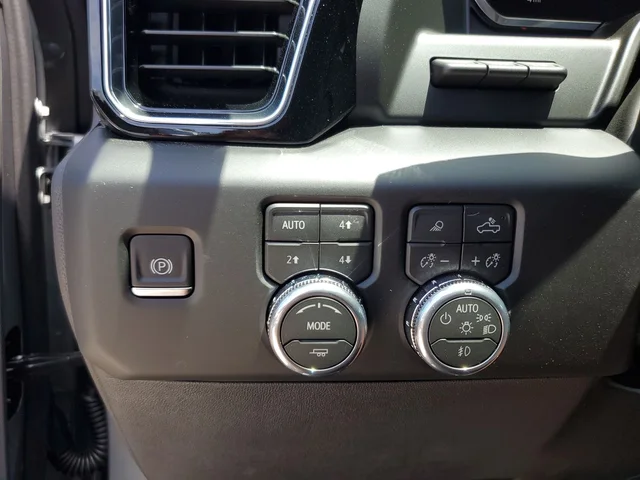 Nuevos GMC SIERRA 1500 à Estados chez autogozo