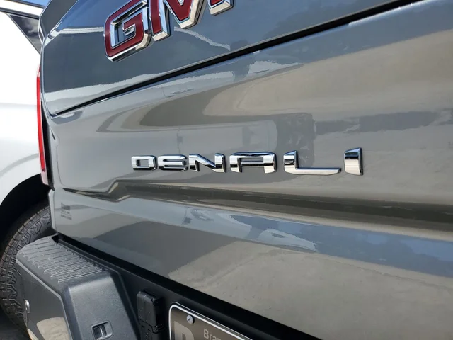 Nuevos GMC SIERRA 1500 à Estados chez autogozo