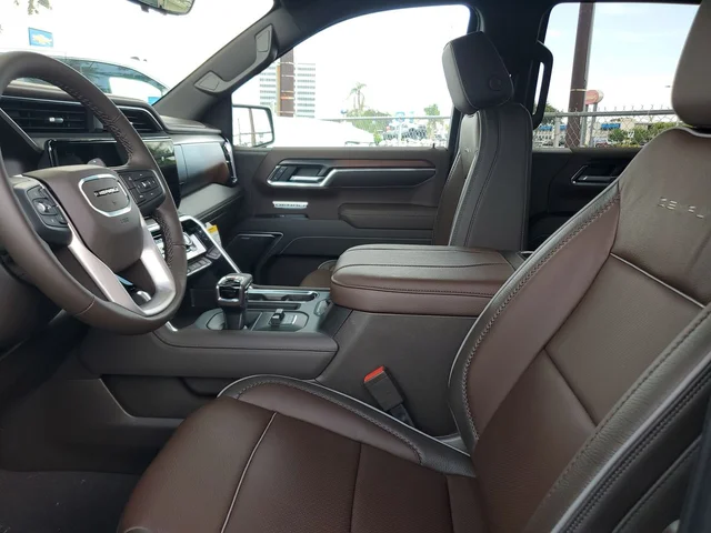 Nuevos GMC SIERRA 1500 à Estados chez autogozo