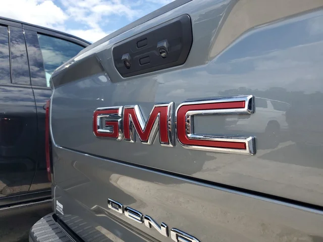 Nuevos GMC SIERRA 1500 à Estados chez autogozo