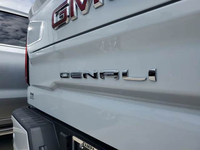 Nuevos GMC SIERRA 1500 à Estados chez autogozo