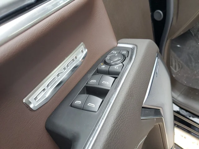 Nuevos GMC SIERRA 1500 à Estados chez autogozo