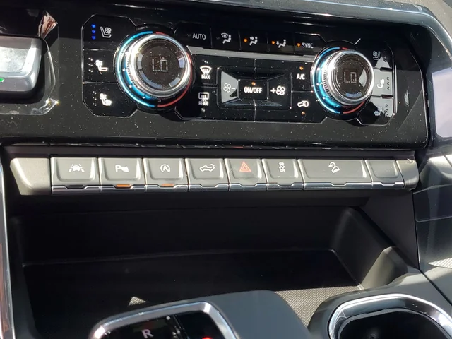 Nuevos GMC SIERRA 1500 à Estados chez autogozo