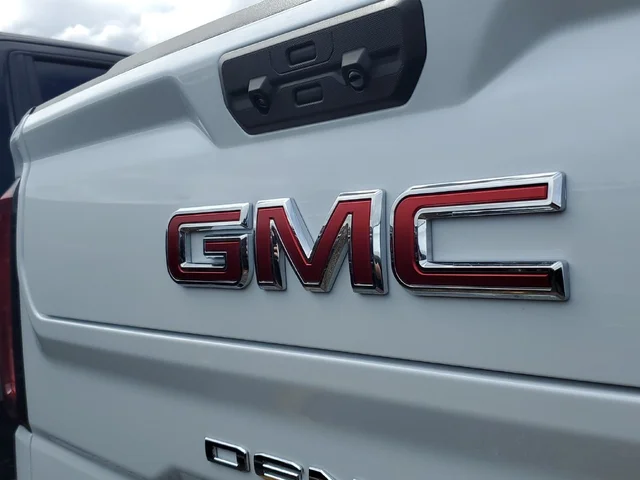 Nuevos GMC SIERRA 1500 à Estados chez autogozo