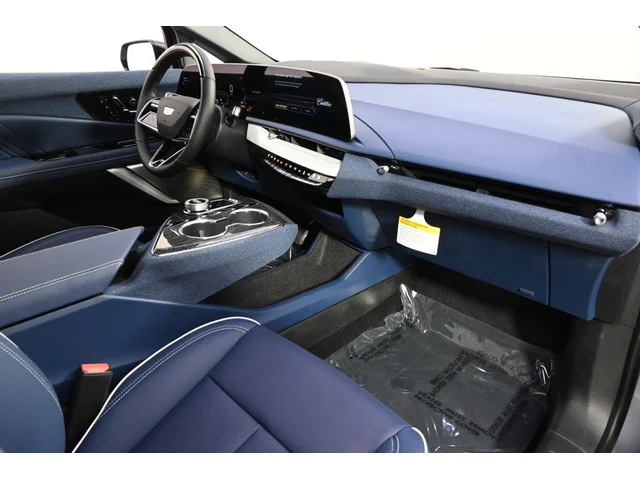 Nuevos CADILLAC OPTIQ à Estados chez autogozo