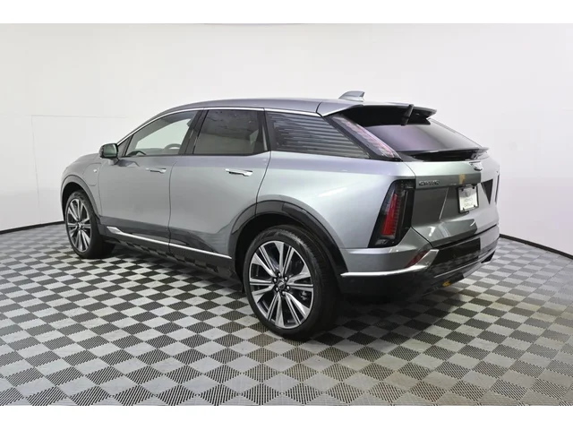 Nuevos CADILLAC OPTIQ à Estados chez autogozo