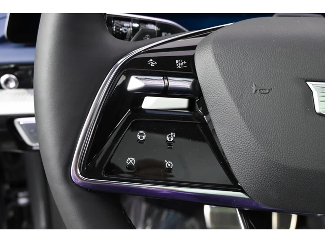 Nuevos CADILLAC OPTIQ à Estados chez autogozo