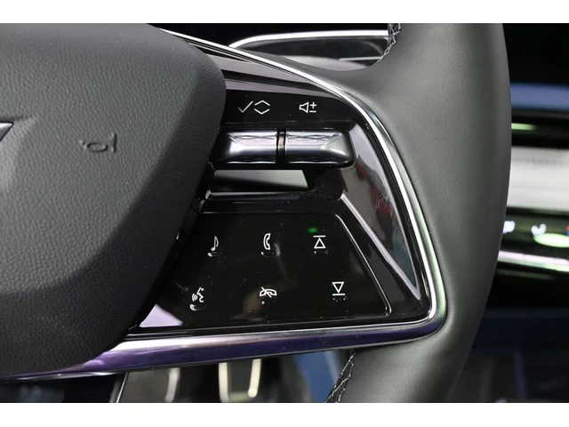 Nuevos CADILLAC OPTIQ à Estados chez autogozo