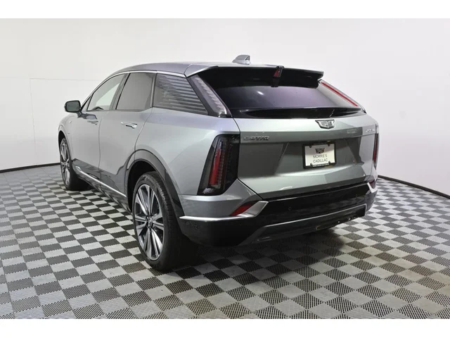 Nuevos CADILLAC OPTIQ à Estados chez autogozo