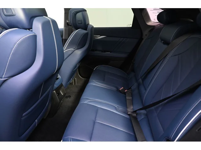 Nuevos CADILLAC OPTIQ à Estados chez autogozo