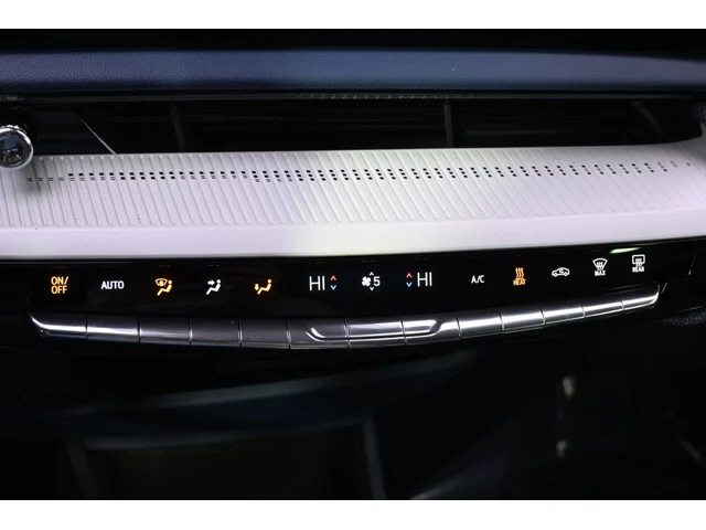 Nuevos CADILLAC OPTIQ à Estados chez autogozo
